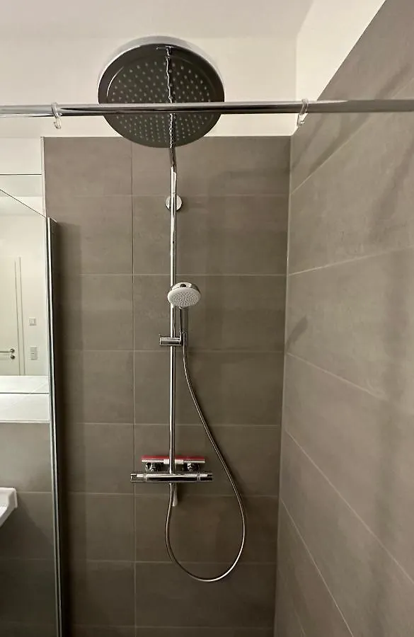 Apartment Am Wasser Nahe Ber Mit Whirlpool & Kamin Berlin 0*,