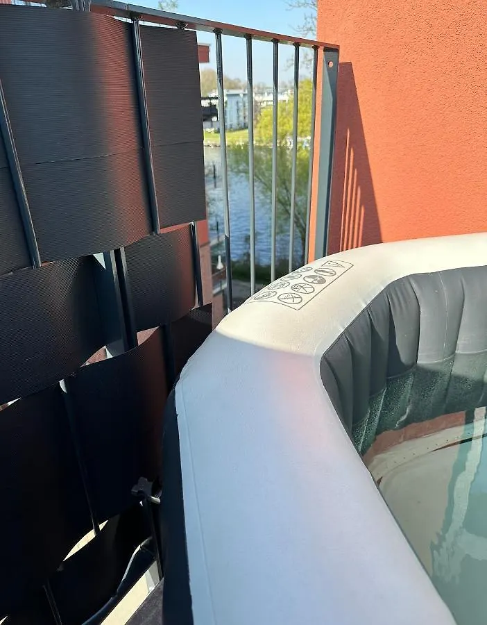 Apartment Am Wasser Nahe Ber Mit Whirlpool & Kamin Берлин 0*,